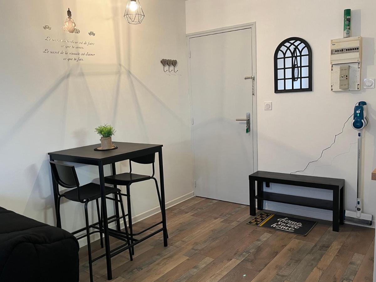 Residence 3 Studios De Charme Dans Centre Proche Cathedrale, Parking Possible A Prox オルレアン エクステリア 写真